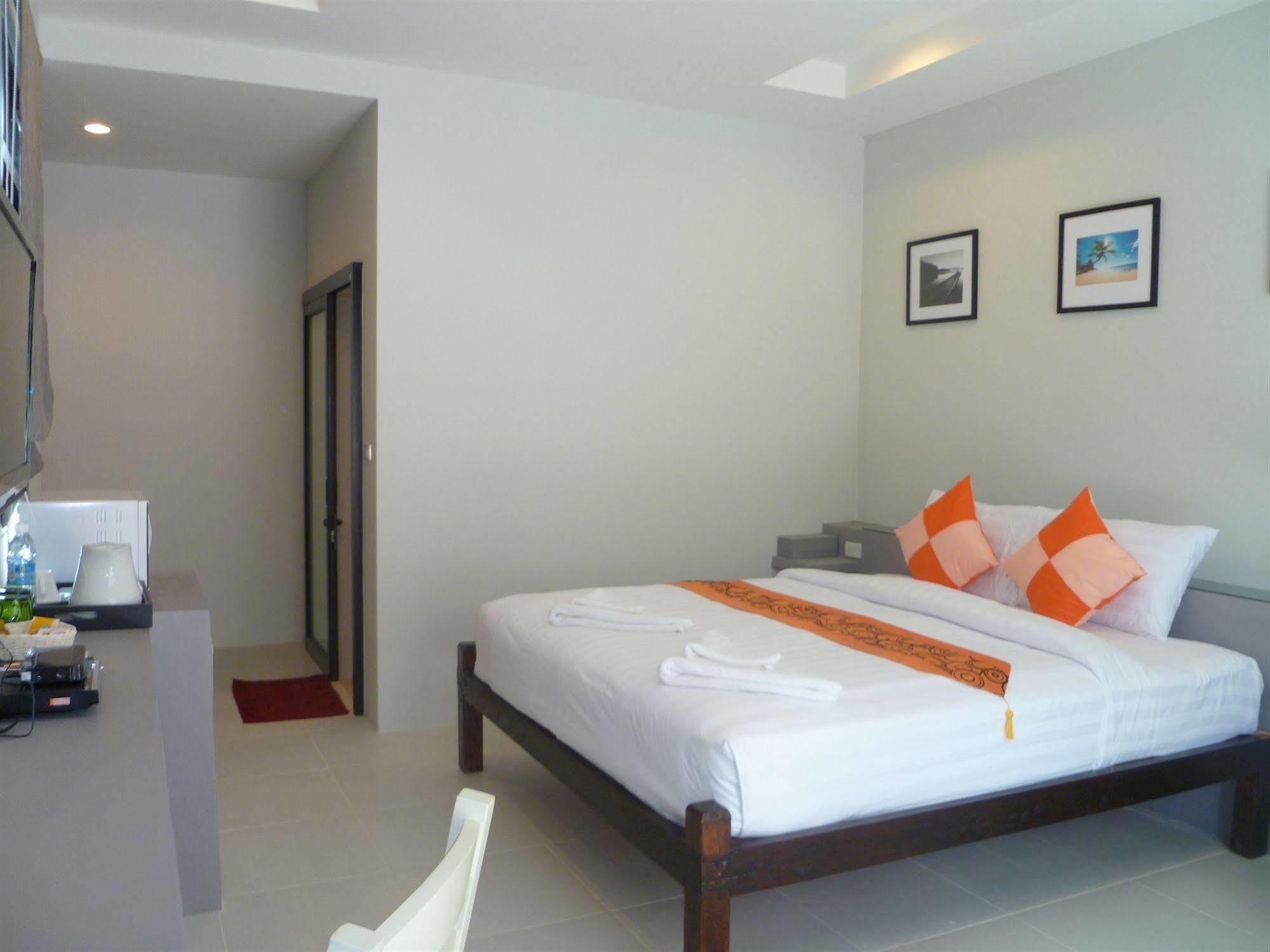 Sun Moon Star Resort Koh Phangan Haad Yao Exterior photo