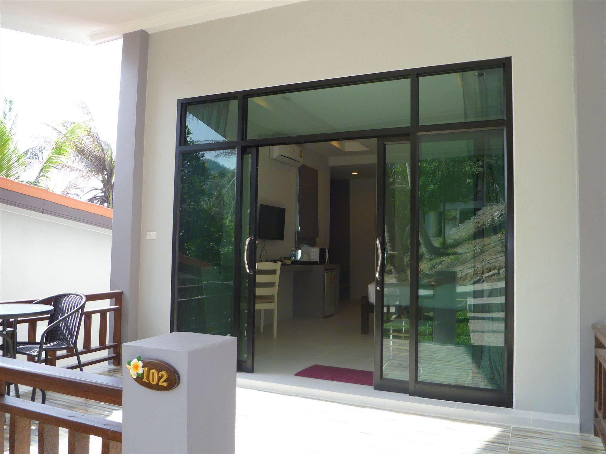Sun Moon Star Resort Koh Phangan Haad Yao Exterior photo